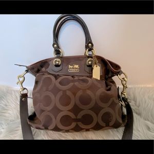 Coach Brown cross body shoulder purse.
